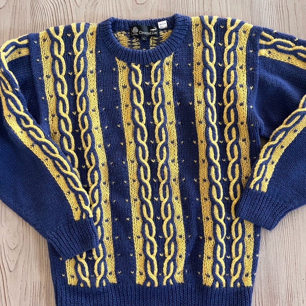 Vintage crocodile wool Coogi style crew knit sweater blue yellow contrast